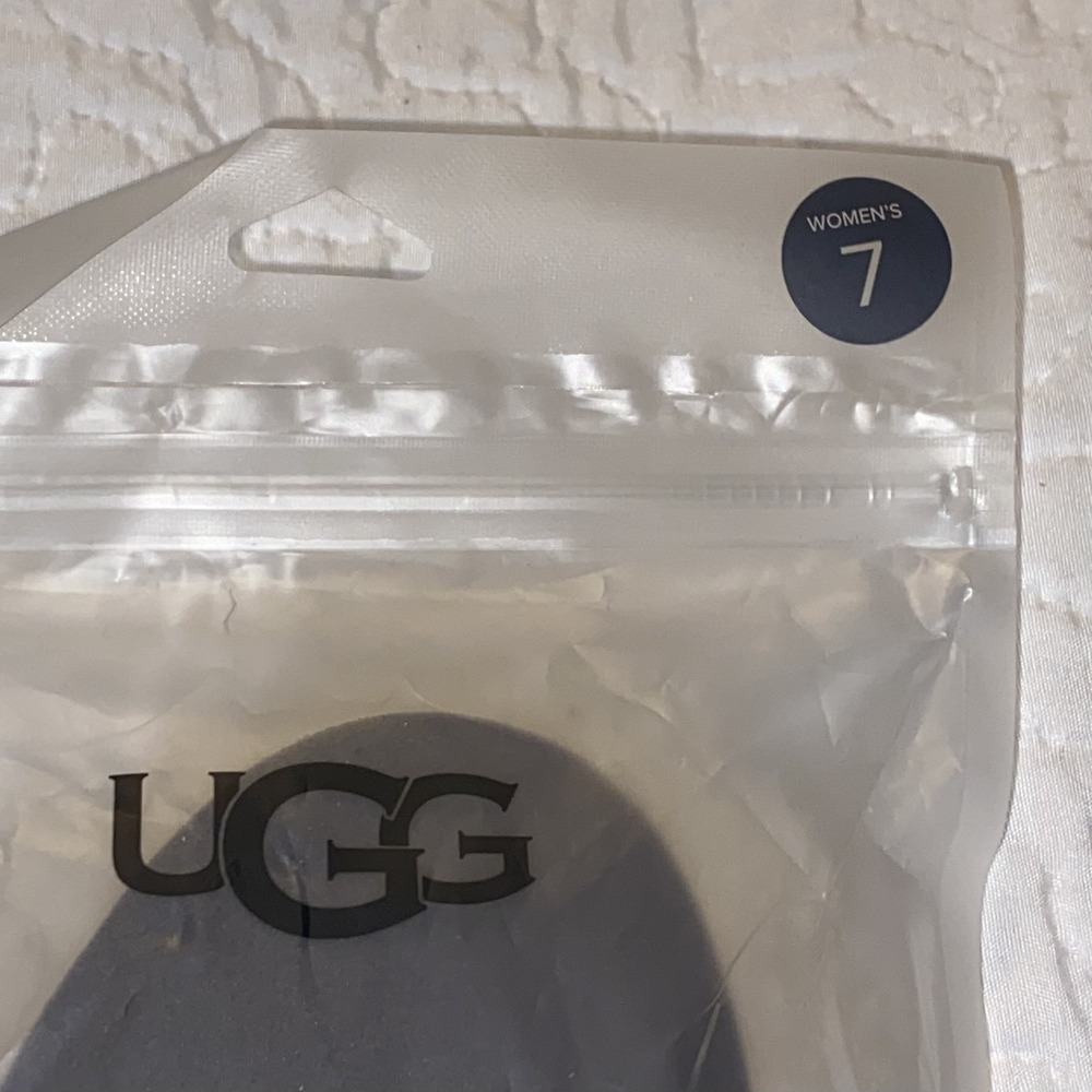 UGG Womens Sheepskin Insole Natural Size 7 NEW‎ - Picture 2 of 10